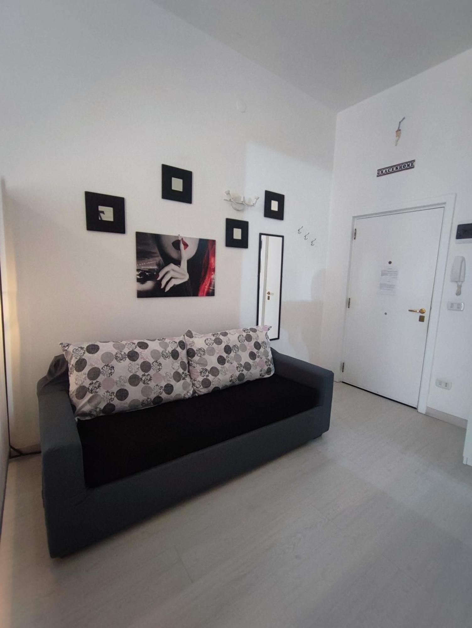 Little Home Trani Luaran gambar